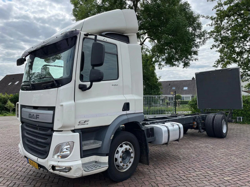 DAF CF 260 CF 260 FA CHASSIS CABINE EURO 6 - Cab chassis truck: picture 1 DAF CF 260 CF 260 FA CHASSIS CABINE EURO 6 - Cab chassis truck: picture 1