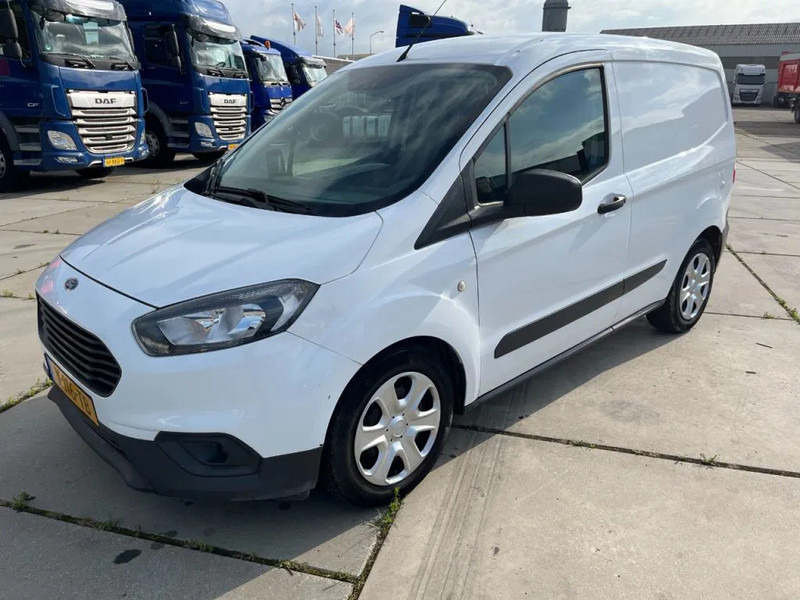 Ford Transit Courier 1.5 EURO 6 - Small van: picture 1 Ford Transit Courier 1.5 EURO 6 - Small van: picture 1