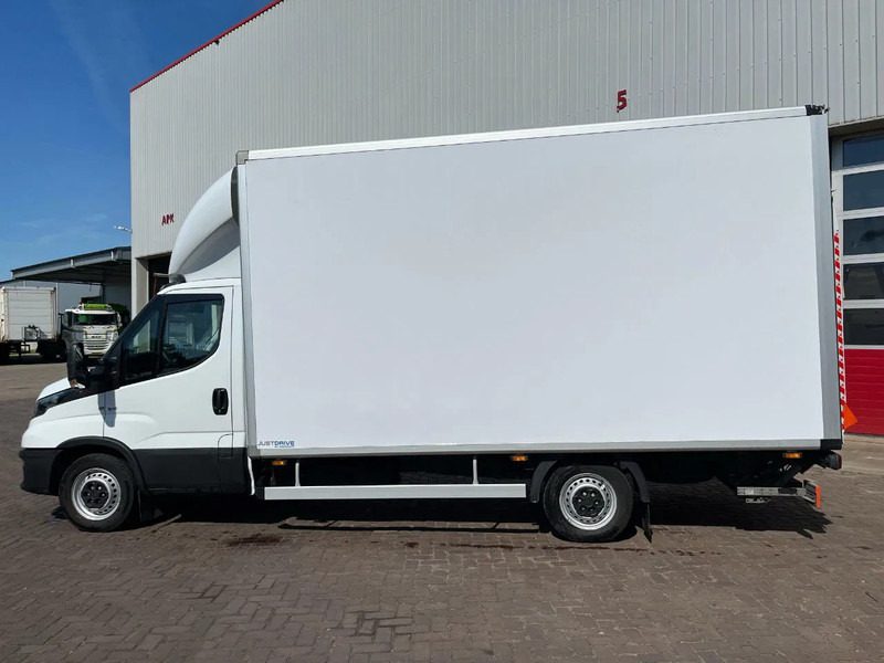 Iveco Daily 35S18 EURO 6 - Box van: picture 5 Iveco Daily 35S18 EURO 6 - Box van: picture 5