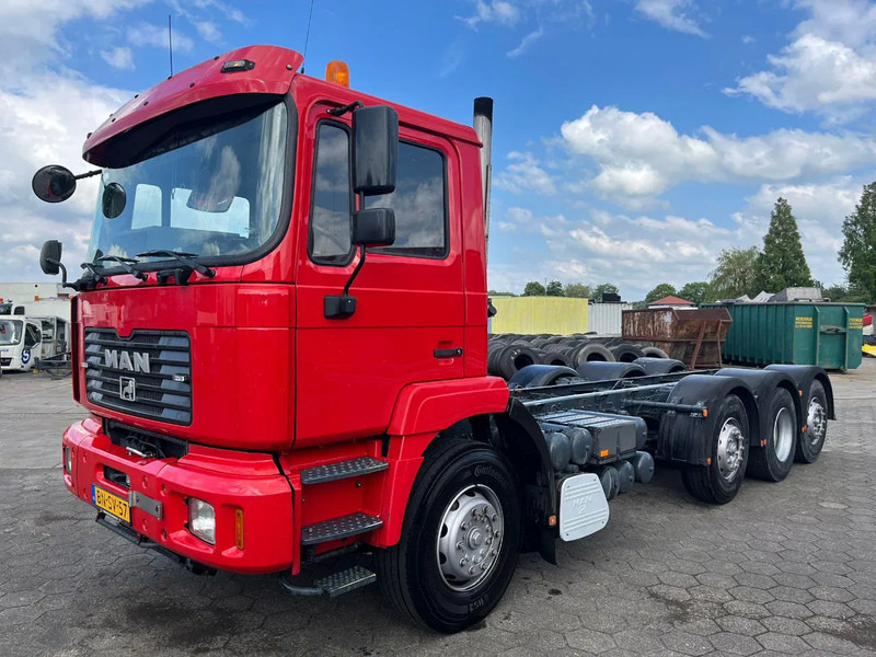MAN TGA 35.410 EURO 3 MANUAL - Cab chassis truck: picture 4 MAN TGA 35.410 EURO 3 MANUAL - Cab chassis truck: picture 4