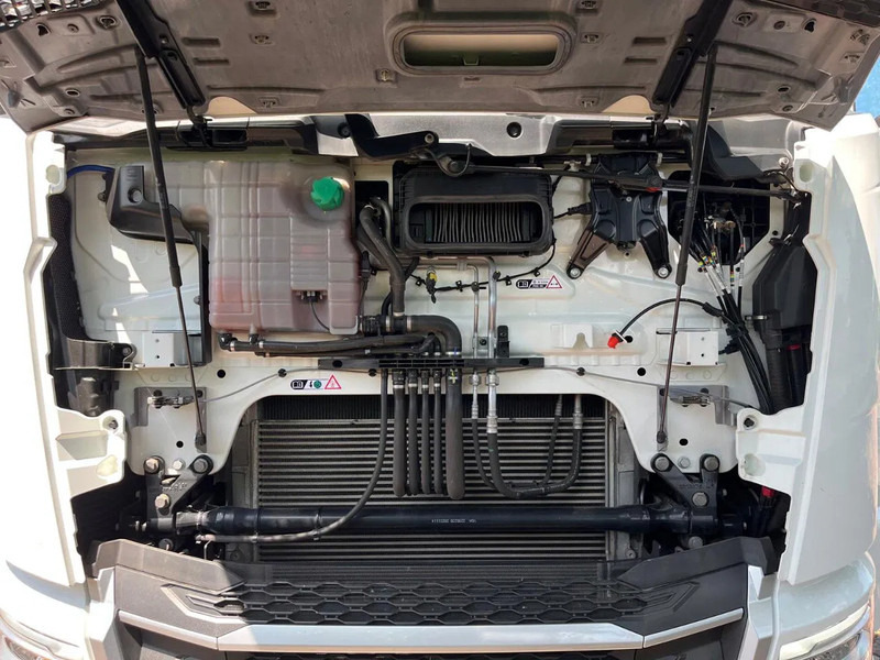 Tractor unit DAF XG 480 FT: picture 16