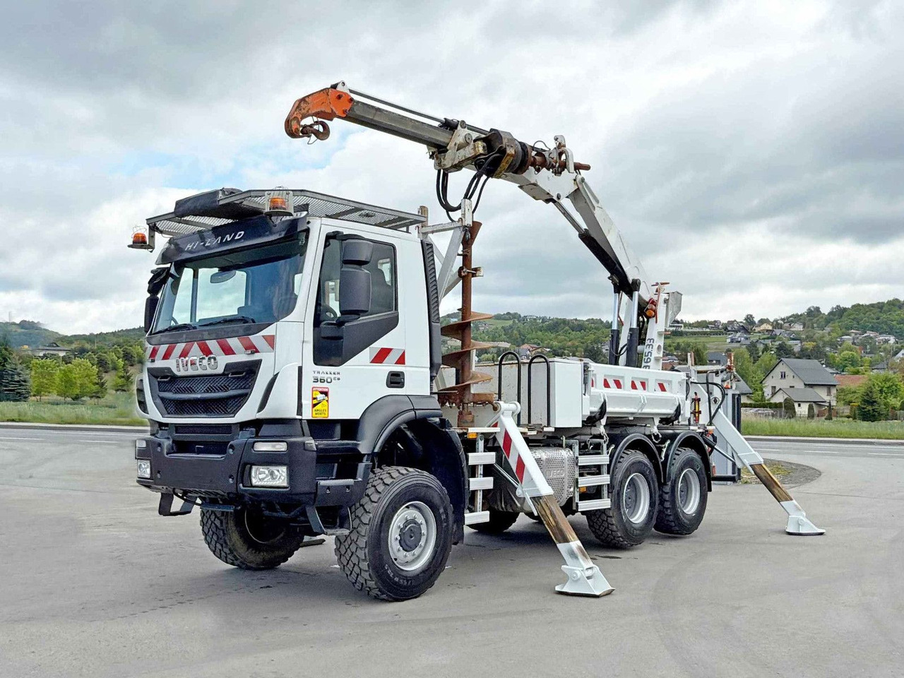 Iveco TRAKKER 360 * RUSA TA 65.33 + FUNK * 6x6 - Crane truck: picture 2 Iveco TRAKKER 360 * RUSA TA 65.33 + FUNK * 6x6 - Crane truck: picture 2