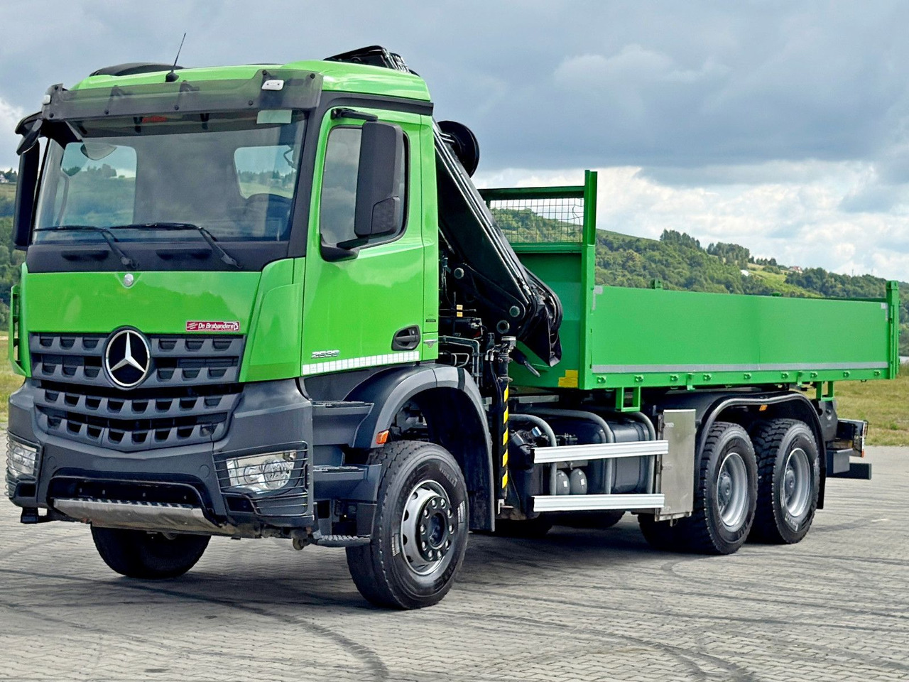 Mercedes-Benz AROCS 2636 * HIAB 122 ES - 3 HIPRO * 6x4 - Tipper, Crane truck: picture 4 Mercedes-Benz AROCS 2636 * HIAB 122 ES - 3 HIPRO * 6x4 - Tipper, Crane truck: picture 4