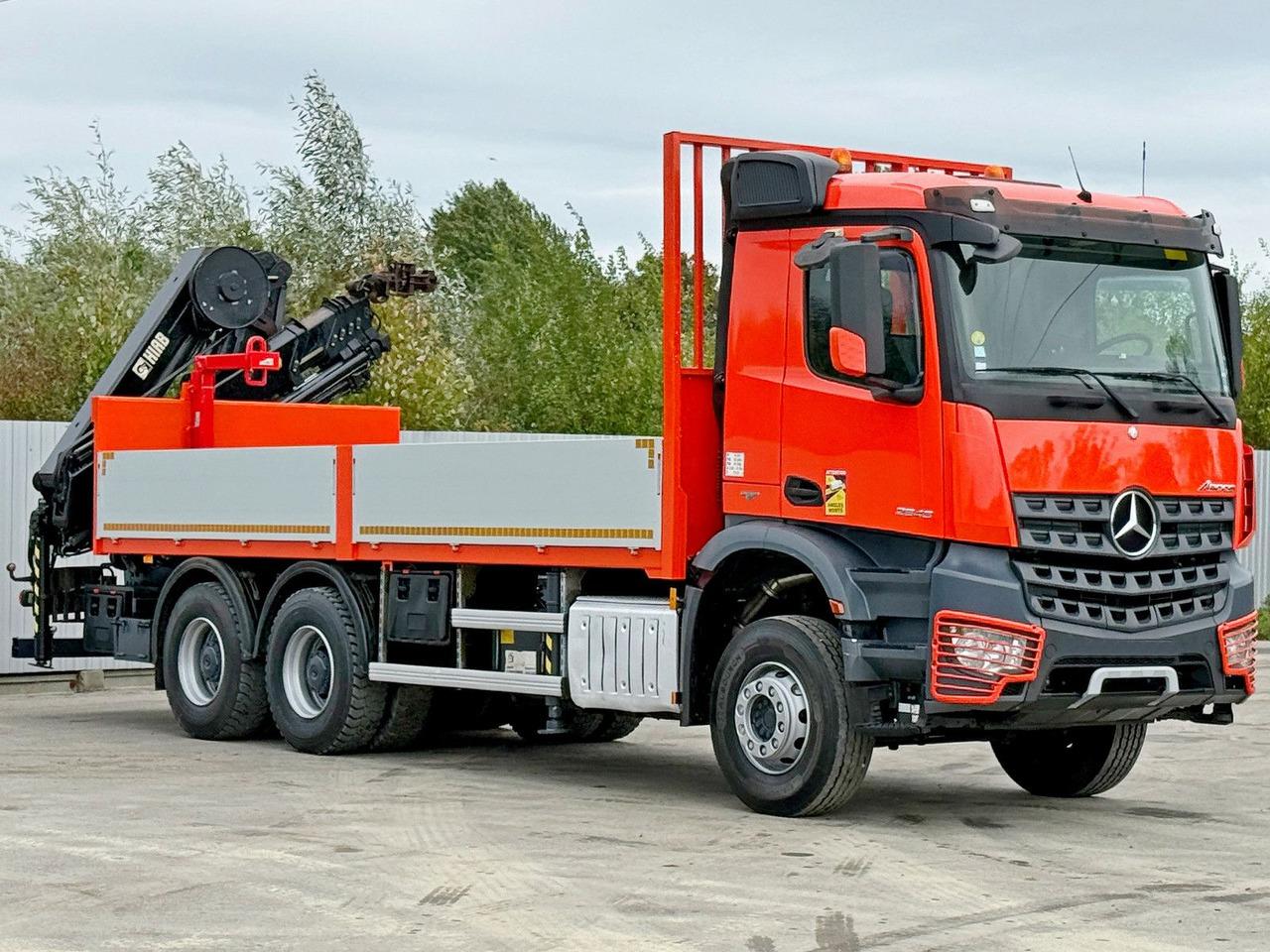 Mercedes-Benz AROCS 2643 *HIAB X-HIDUO 188 ES-5/FUNK * 6x4 - Crane truck: picture 4 Mercedes-Benz AROCS 2643 *HIAB X-HIDUO 188 ES-5/FUNK * 6x4 - Crane truck: picture 4