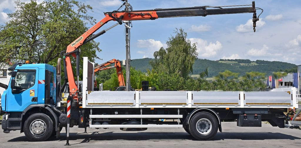 Renault C 320 * PK 12002 EH A + FUNK * TOPZUSTAND Renault C 320 * PK 12002 EH A + FUNK * TOPZUSTAND - Crane truck, Dropside/ Flatbed truck: picture 5 Renault C 320 * PK 12002 EH A + FUNK * TOPZUSTAND Renault C 320 * PK 12002 EH A + FUNK * TOPZUSTAND - Crane truck, Dropside/ Flatbed truck: picture 5