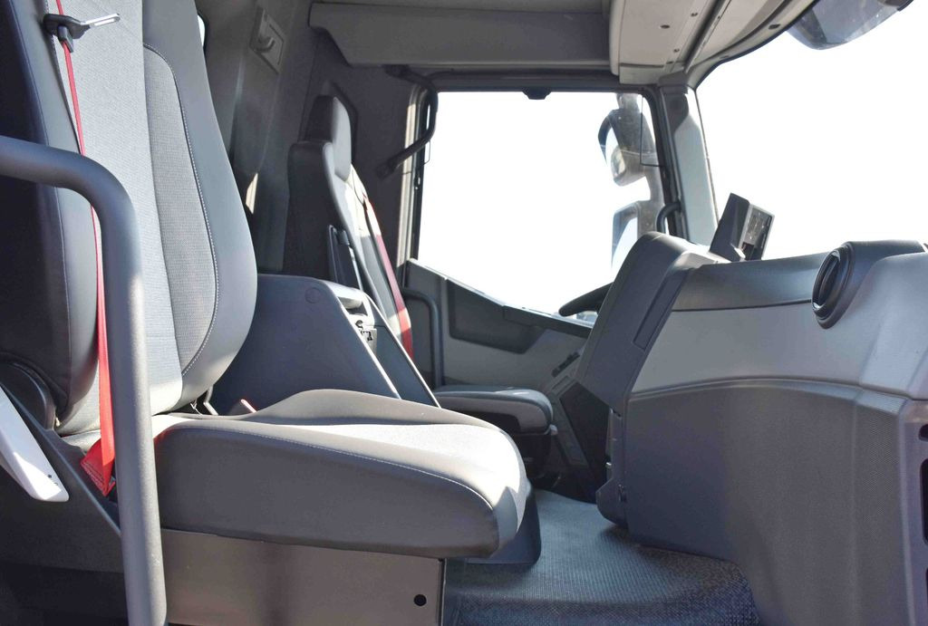 Tipper Renault K 440 * KIPPER * 8x4 * TOPZUSTAND Renault K 440 * KIPPER * 8x4 * TOPZUSTAND: picture 10