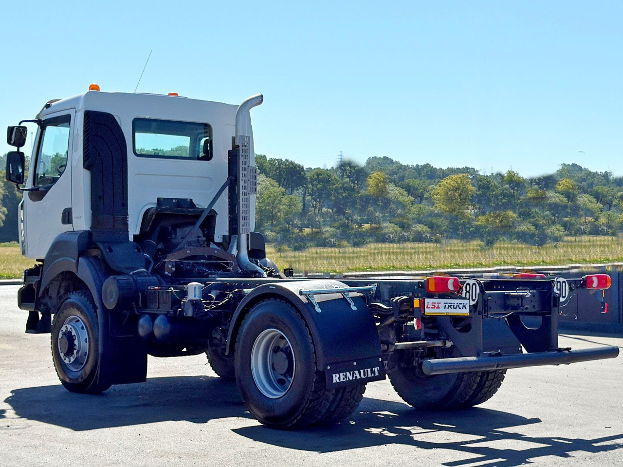 Renault KERAX 370 * FAHRGESTELL 4,55 m / 4x4*TOPZUSTAND - Cab chassis truck: picture 5 Renault KERAX 370 * FAHRGESTELL 4,55 m / 4x4*TOPZUSTAND - Cab chassis truck: picture 5