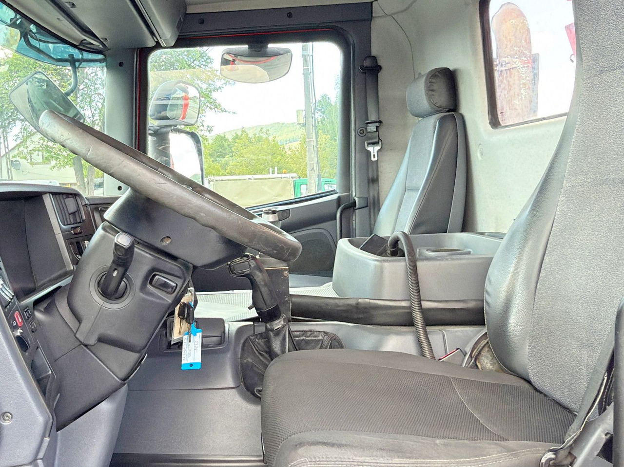 Tipper Scania P 380 Kipper 6,10m + BORDMATIC* 8x4 Scania P 380 Kipper 6,10m + BORDMATIC* 8x4: picture 9 Tipper Scania P 380 Kipper 6,10m + BORDMATIC* 8x4 Scania P 380 Kipper 6,10m + BORDMATIC* 8x4: picture 9