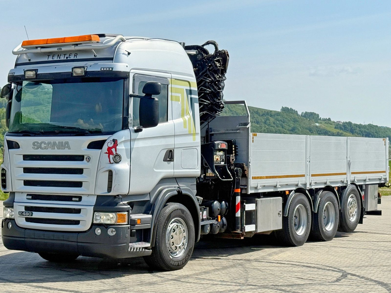 Scania R480 PRITSCHE 6,85m *HIAB 377 E-8 HIPRO/FUNK*8x4 - Crane truck: picture 4 Scania R480 PRITSCHE 6,85m *HIAB 377 E-8 HIPRO/FUNK*8x4 - Crane truck: picture 4