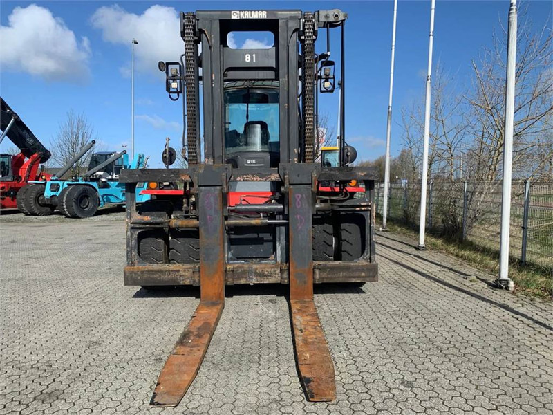 Kalmar DCG330-12LB - Diesel forklift: picture 5 Kalmar DCG330-12LB - Diesel forklift: picture 5
