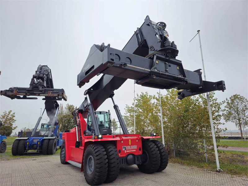 Kalmar DRG450-65S5 - Reach stacker: picture 3 Kalmar DRG450-65S5 - Reach stacker: picture 3