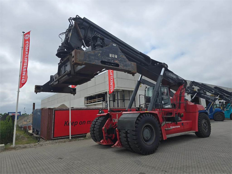 Kalmar DRG450-65S5XS - Reach stacker: picture 4 Kalmar DRG450-65S5XS - Reach stacker: picture 4