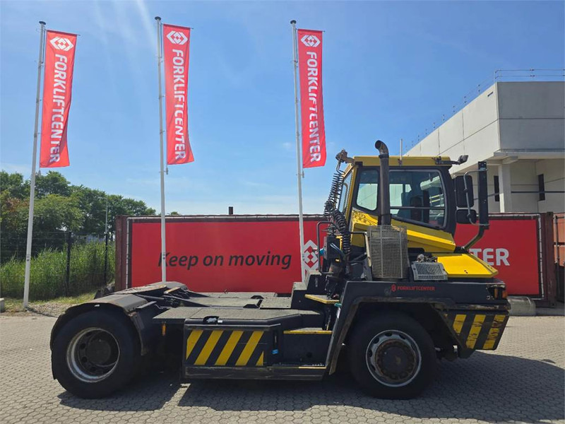 Terberg RT282 4x4 - Terminal tractor: picture 3 Terberg RT282 4x4 - Terminal tractor: picture 3