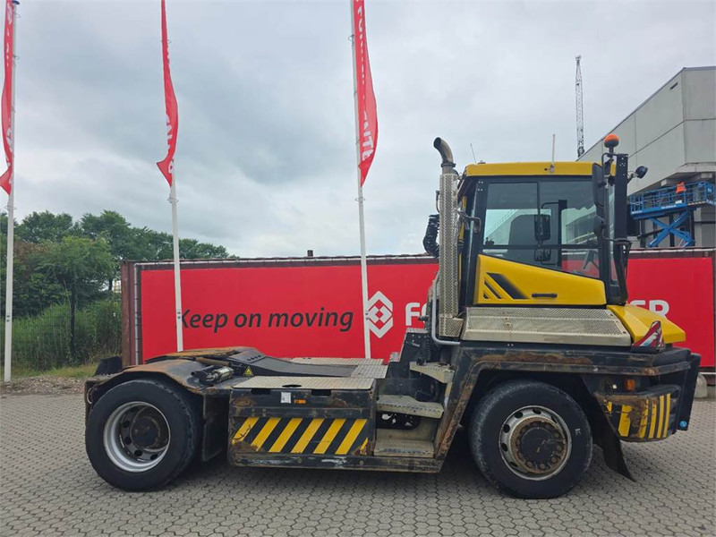Terberg RT283 4x4 - Terminal tractor: picture 3 Terberg RT283 4x4 - Terminal tractor: picture 3