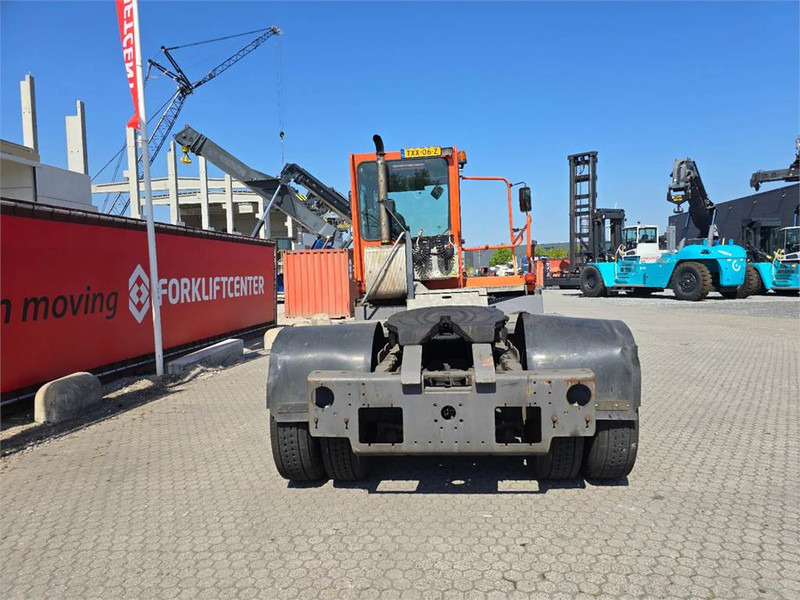 Terberg YT182 - Terminal tractor: picture 5 Terberg YT182 - Terminal tractor: picture 5