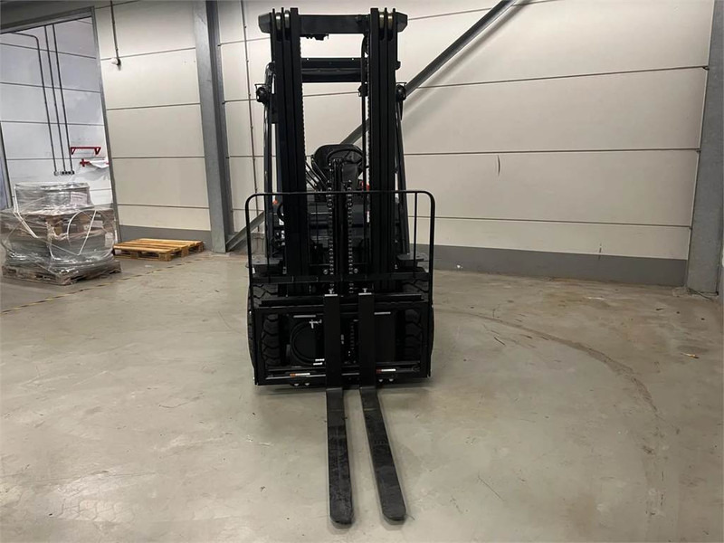 Toyota 52-8FDF30 - Diesel forklift: picture 5 Toyota 52-8FDF30 - Diesel forklift: picture 5
