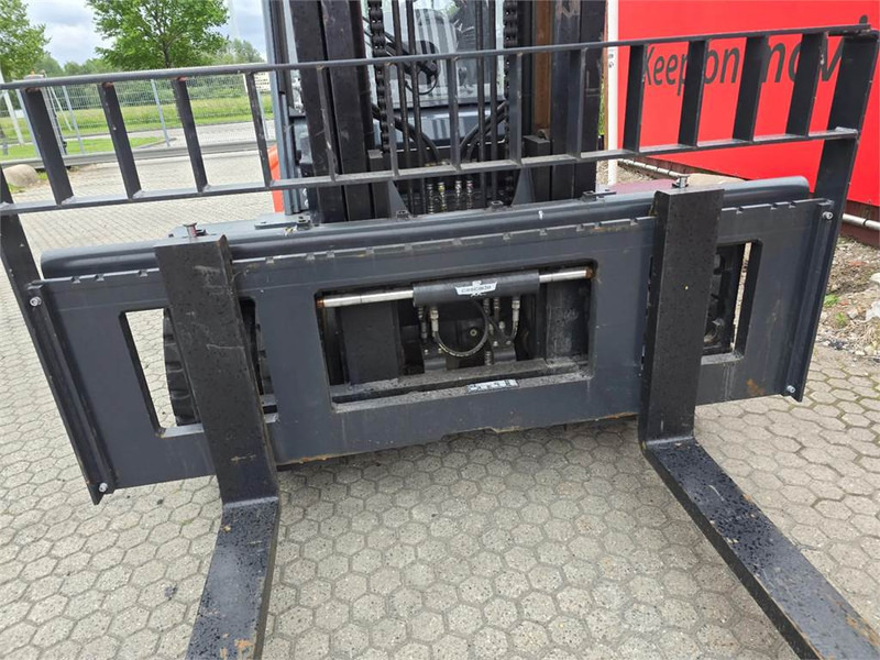 Toyota 8FD70F - Diesel forklift: picture 5 Toyota 8FD70F - Diesel forklift: picture 5