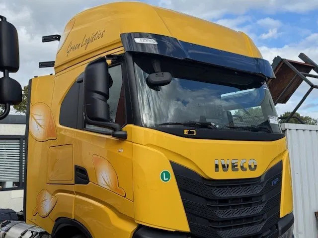 Iveco S-WAY Cabin 2021 - Cab and interior for Truck: picture 2 Iveco S-WAY Cabin 2021 - Cab and interior for Truck: picture 2