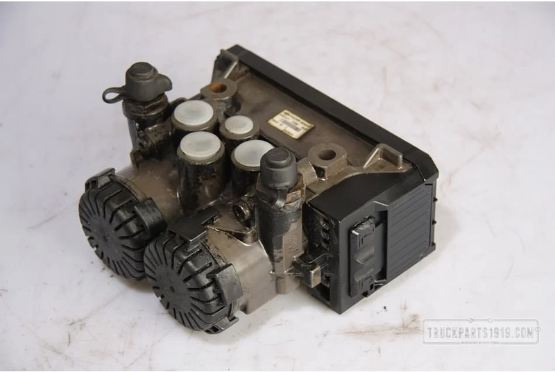 KNORR-BREMSE Brake System Achteras EBS modulator Volvo - Brake valve for Truck: picture 1 KNORR-BREMSE Brake System Achteras EBS modulator Volvo - Brake valve for Truck: picture 1