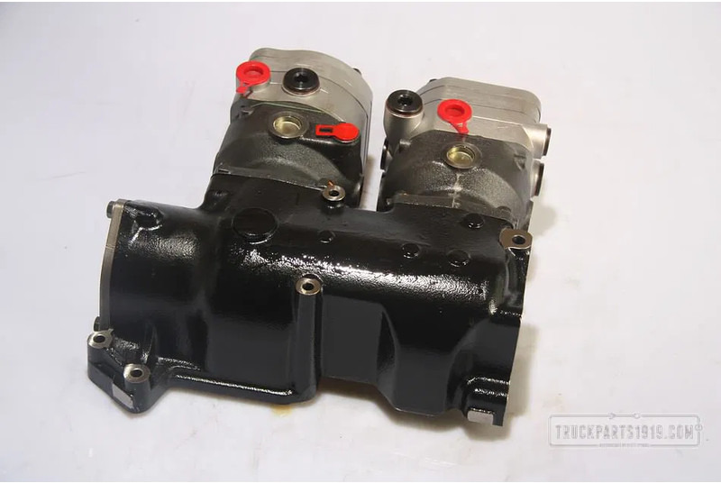 MAN 51.54000-7130 Lucht compressor2 cil - Engine and parts for Truck: picture 1 MAN 51.54000-7130 Lucht compressor2 cil - Engine and parts for Truck: picture 1
