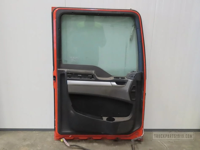 MAN Body & Chassis Parts Portier Li. TGX - Door and parts for Truck: picture 2 MAN Body & Chassis Parts Portier Li. TGX - Door and parts for Truck: picture 2
