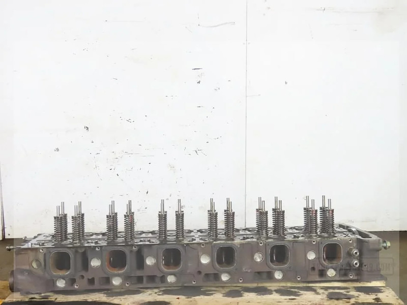 Mercedes-Benz Engines & Parts Cilinderkop MB OM471 - Cylinder head for Truck: picture 3 Mercedes-Benz Engines & Parts Cilinderkop MB OM471 - Cylinder head for Truck: picture 3