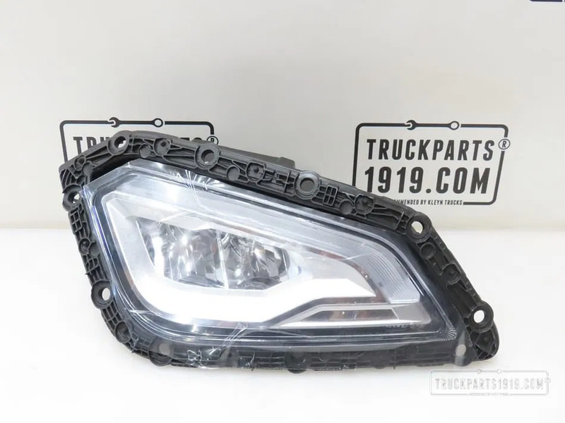 DAF 2189112 Lighting Skylight Re. XG - Spare parts for Truck: picture 1 DAF 2189112 Lighting Skylight Re. XG - Spare parts for Truck: picture 1
