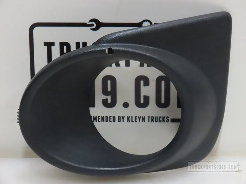 Volvo Body & Chassis Parts Mistlamp kap Li. Volvo - Bumper for Truck: picture 1 Volvo Body & Chassis Parts Mistlamp kap Li. Volvo - Bumper for Truck: picture 1