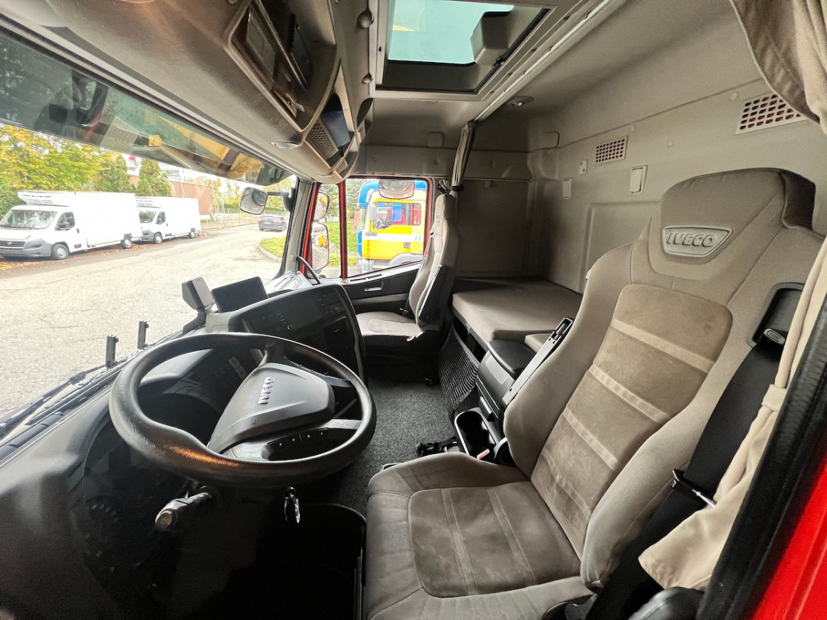 IVECO 260S42 Stralis - Box truck: picture 4 IVECO 260S42 Stralis - Box truck: picture 4