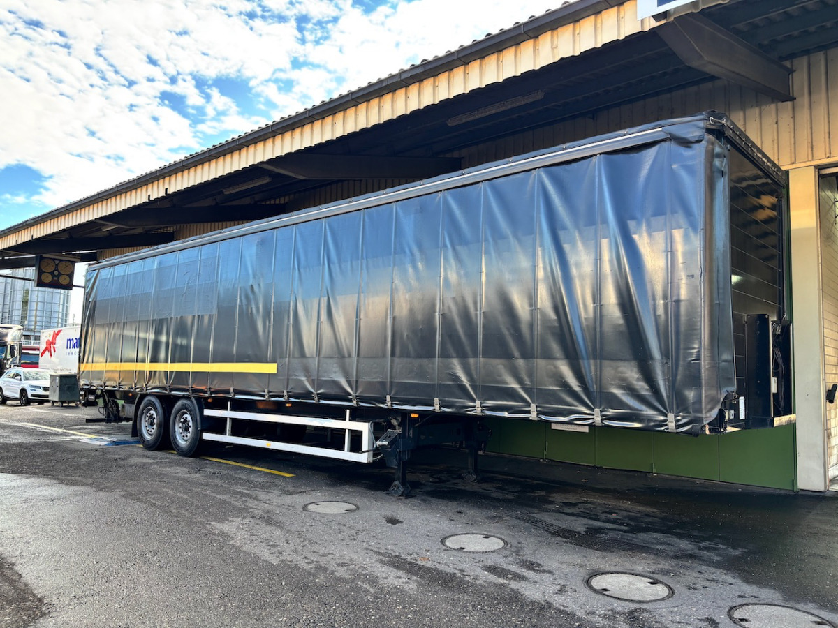KÖGEL SNC 18 - Curtainsider semi-trailer: picture 2 KÖGEL SNC 18 - Curtainsider semi-trailer: picture 2