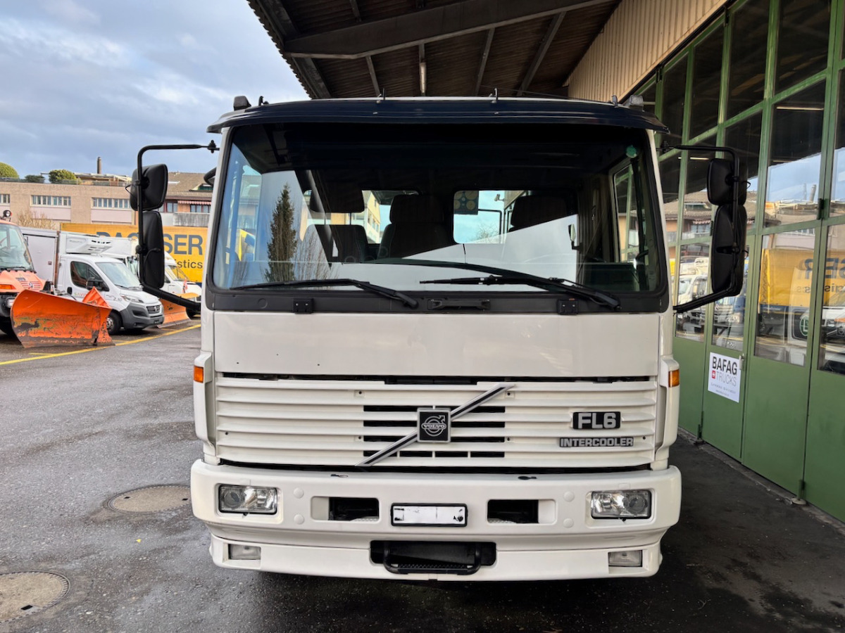 VOLVO FL6H615 - Tractor unit: picture 2 VOLVO FL6H615 - Tractor unit: picture 2