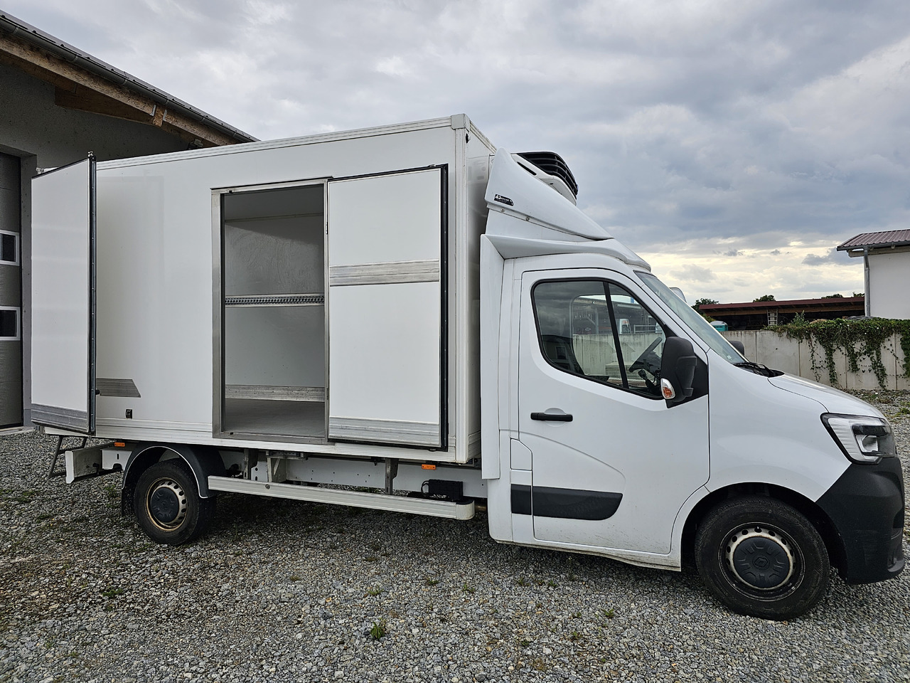 RENAULT Master 165 Kühlkoffer 220V Standkühlung - Refrigerated van: picture 5 RENAULT Master 165 Kühlkoffer 220V Standkühlung - Refrigerated van: picture 5