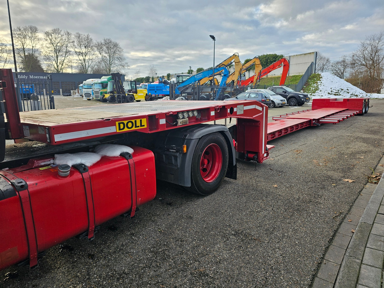 Doll T2H S3 Excavator Lowloader - Low loader semi-trailer: picture 4 Doll T2H S3 Excavator Lowloader - Low loader semi-trailer: picture 4