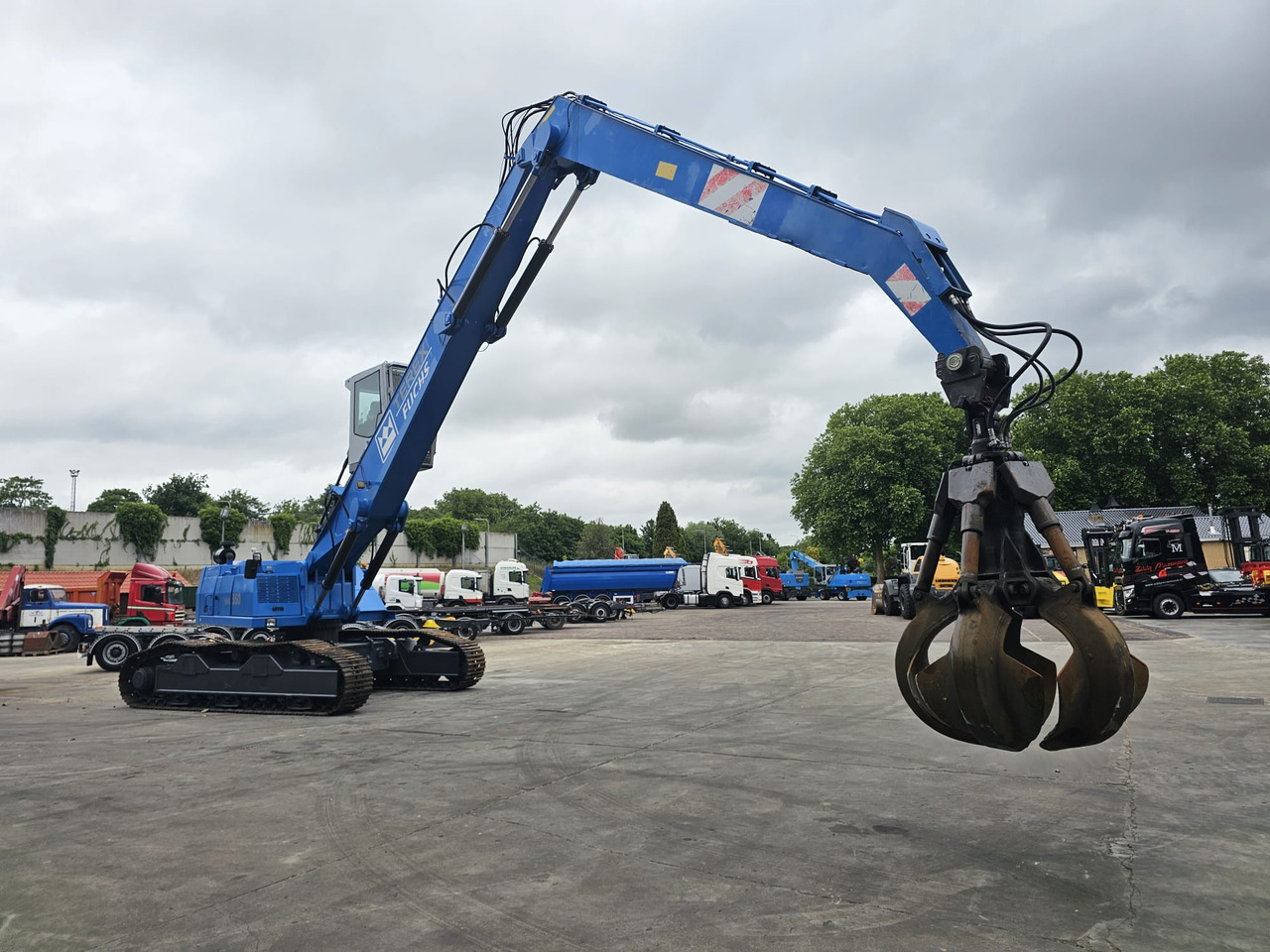 Fuchs RHL 350 Materialhandler With Adjustable Tracks - Waste/ Industry handler: picture 2 Fuchs RHL 350 Materialhandler With Adjustable Tracks - Waste/ Industry handler: picture 2