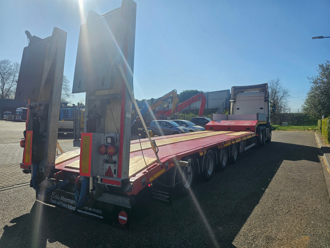 Hangler SVS-H 580 Semie Lowloader - Low loader semi-trailer: picture 4 Hangler SVS-H 580 Semie Lowloader - Low loader semi-trailer: picture 4