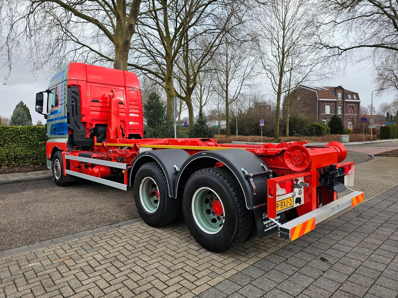MAN TGX 26.560 XLX 6x4 Abrollkipper - Hook lift truck: picture 2 MAN TGX 26.560 XLX 6x4 Abrollkipper - Hook lift truck: picture 2