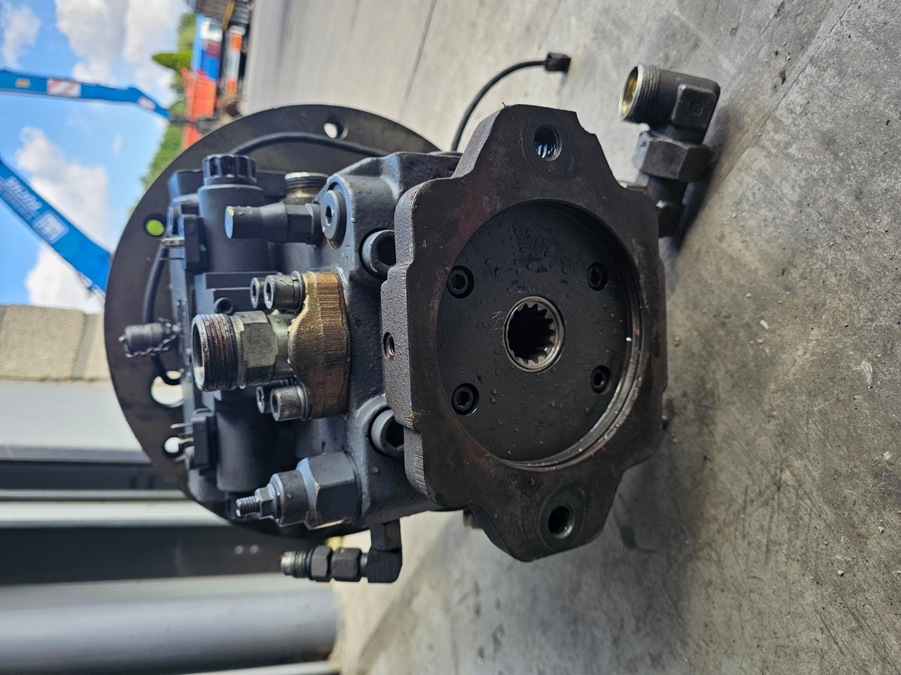 Rexroth A4VG56EP3D1 - Hydraulic pump: picture 4 Rexroth A4VG56EP3D1 - Hydraulic pump: picture 4