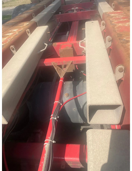 Renders 2x 20 1x 30 1x 40 in prijs verlaagt - Container transporter/ Swap body semi-trailer: picture 5 Renders 2x 20 1x 30 1x 40 in prijs verlaagt - Container transporter/ Swap body semi-trailer: picture 5