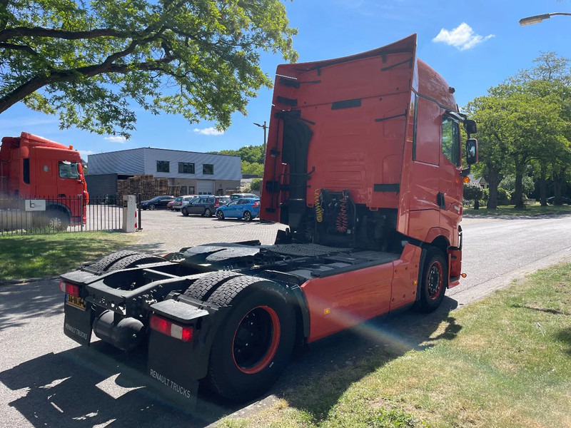 Renault T - Tractor unit: picture 4 Renault T - Tractor unit: picture 4