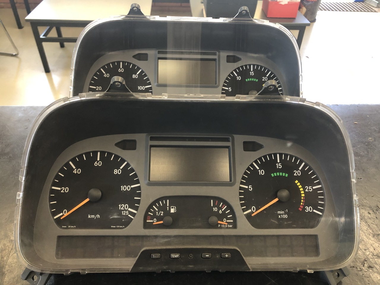 ELECTRONIC INSTRUMENT ATEGO EURO 4 - Tachograph for Truck: picture 1 ELECTRONIC INSTRUMENT ATEGO EURO 4 - Tachograph for Truck: picture 1
