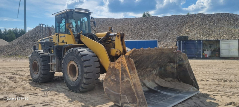 Komatsu WA480-5 - Wheel loader: picture 3 Komatsu WA480-5 - Wheel loader: picture 3