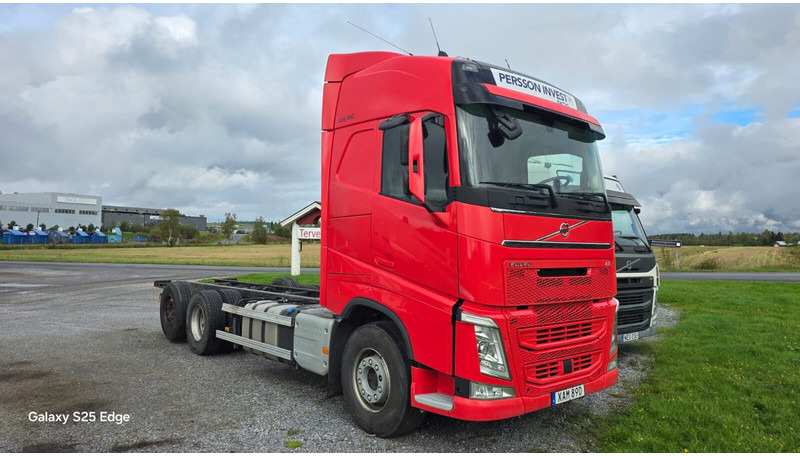 Volvo FH540 6x2 2019 - Cab chassis truck: picture 2 Volvo FH540 6x2 2019 - Cab chassis truck: picture 2