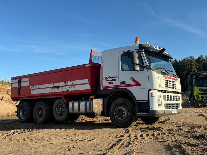 Volvo FM440 8x4 - Tipper: picture 2 Volvo FM440 8x4 - Tipper: picture 2