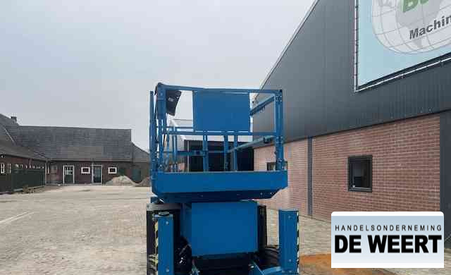 Genie G3369 RT , hoogwerker diesel 4 x 4 - Scissor lift: picture 4 Genie G3369 RT , hoogwerker diesel 4 x 4 - Scissor lift: picture 4