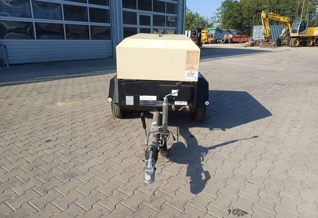Doosan 741 - Air compressor: picture 2 Doosan 741 - Air compressor: picture 2