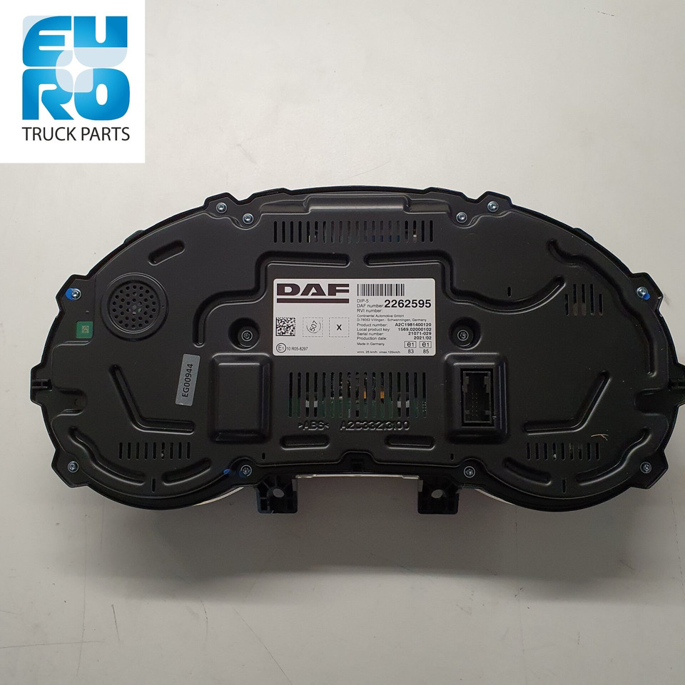 DAF INSTRUMMENTENPANEEL,COMBI INSTRUMENT ,CONTROLPANEL 2262595 - Dashboard for Truck: picture 2 DAF INSTRUMMENTENPANEEL,COMBI INSTRUMENT ,CONTROLPANEL 2262595 - Dashboard for Truck: picture 2