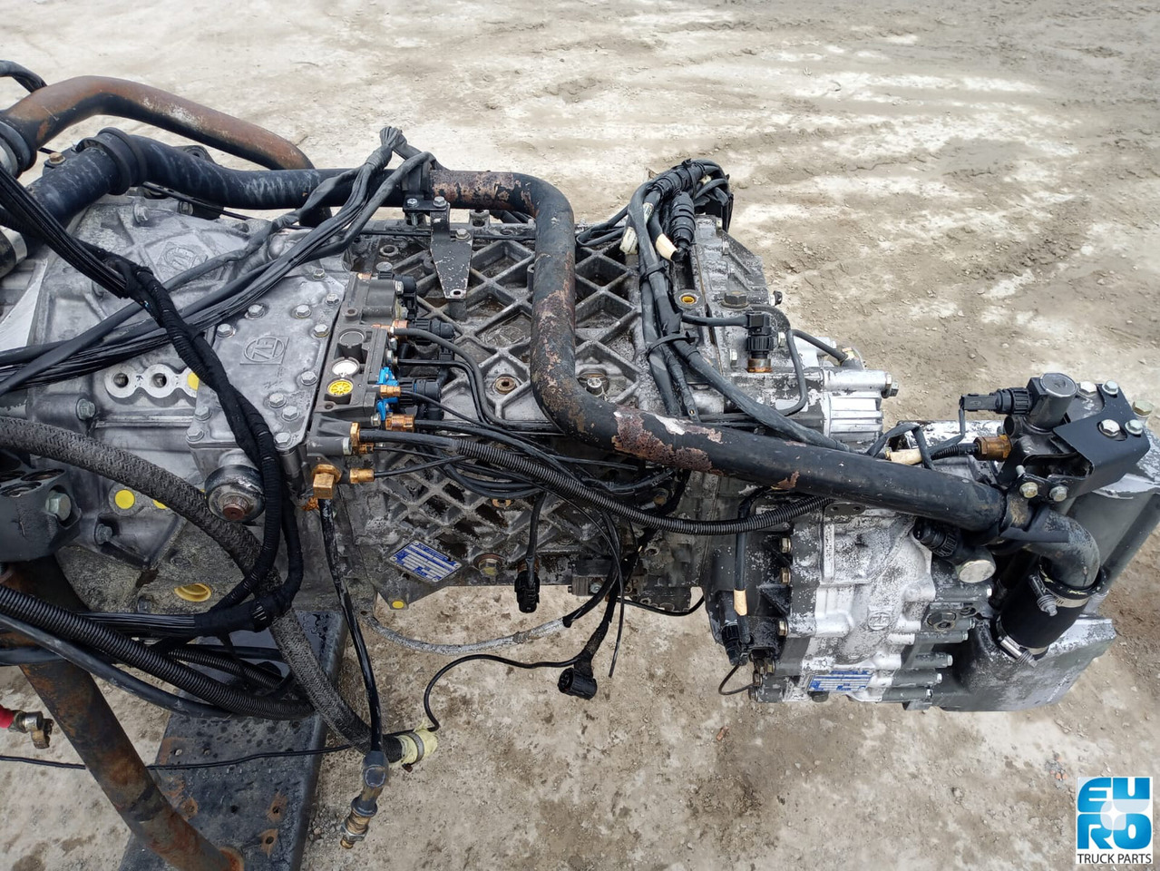 DAF ZF VERSNELLINGSBAK GEBRUIKT ZF16S1821TO MET RETARDER IT ECOSPLIT 6085005044 000242 - Gearbox for Truck: picture 1 DAF ZF VERSNELLINGSBAK GEBRUIKT ZF16S1821TO MET RETARDER IT ECOSPLIT 6085005044 000242 - Gearbox for Truck: picture 1