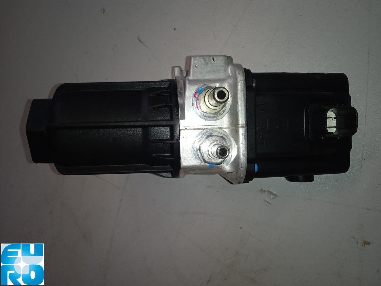 SCANIA ADBLUE POMP NEW + DEPOSIT 2963717 - Fuel system for Truck: picture 3 SCANIA ADBLUE POMP NEW + DEPOSIT 2963717 - Fuel system for Truck: picture 3