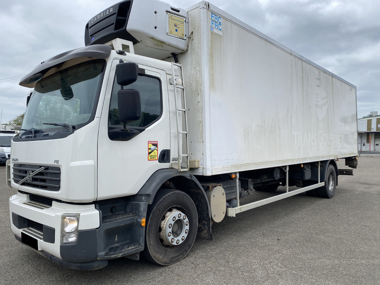 VOLVO FE - Refrigerator truck: picture 1 VOLVO FE - Refrigerator truck: picture 1
