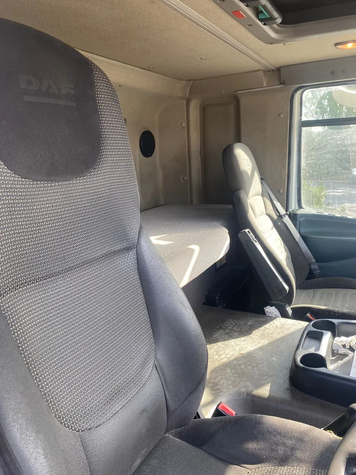 2012 DAF CF 65.250 4×2 Curtainsider - Curtainsider truck: picture 4 2012 DAF CF 65.250 4×2 Curtainsider - Curtainsider truck: picture 4